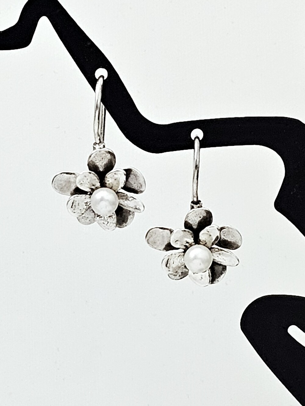 Silpada Sterling Silver Pearl 'Love Bloom' Floral Petite Earrings W1768